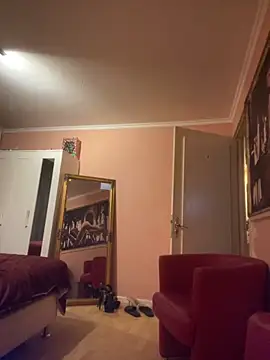 Snapshot of sophiahot_thick chatting on October 17, 2025, 8:33 pm sophiahot thick online show from October 17, 2025, 8:33 pm