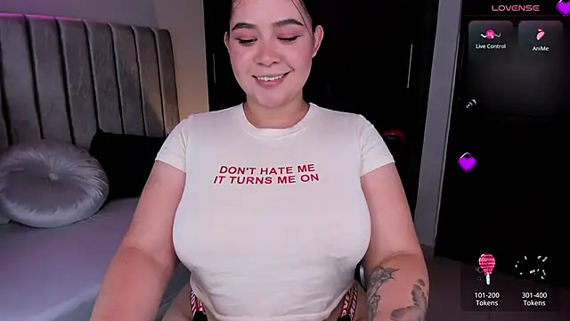 daniela hornny online show from February 21, 2025, 3:34 am