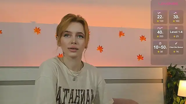 Snapshot of Phoenix_Margo chatting on September 29, 2025, 4:28 am Phoenix Margo online show from September 29, 2025, 4:28 am