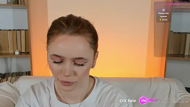 Snapshot of Phoenix_Margo chatting on November 23, 2025, 3:17 am Phoenix Margo online show from November 23, 2025, 3:17 am