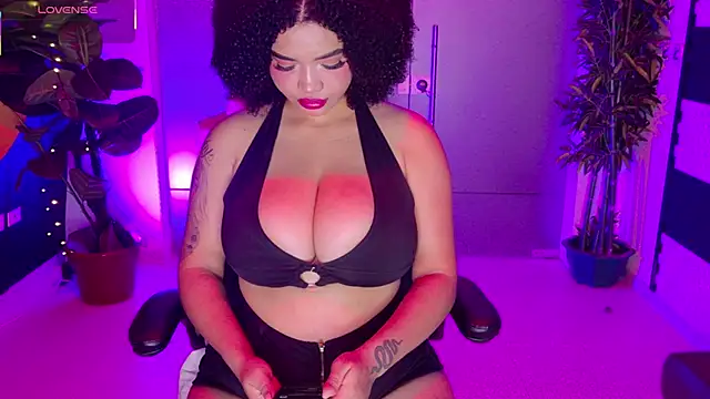 MalaikaBrown online show from November 12, 2025, 12:16 pm