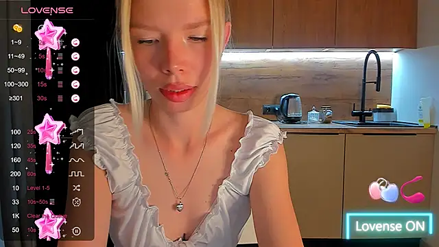 Olivia Bells online show from September 23, 2025, 8:34 pm