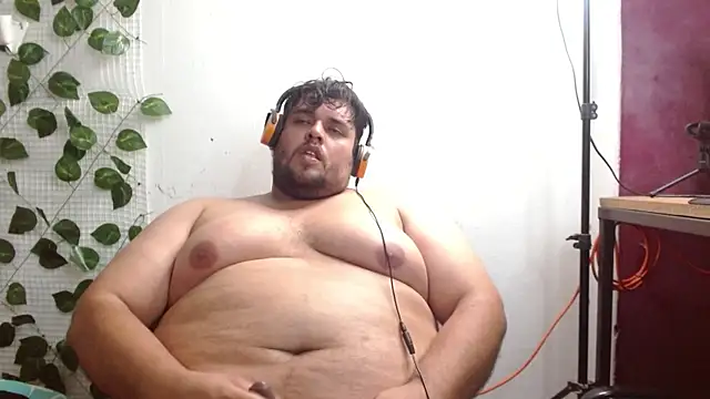 Snapshot of altairstudiosvip_ chatting on February 6, 2025, 4:21 am altairstudiosvip  online show from February 6, 2025, 4:21 am