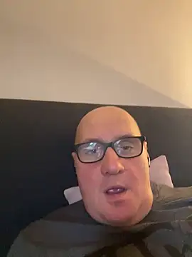 vanjbi45 online show from December 8, 2024, 12:30 pm