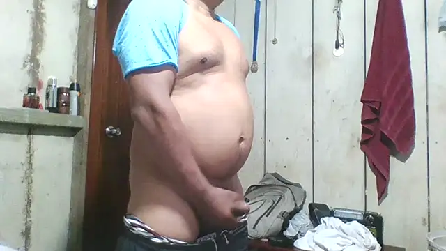 ELVERGON43267 online show from March 4, 2026, 9:43 pm