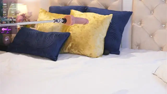 caroline adams  online show from March 28, 2026, 11:48 pm