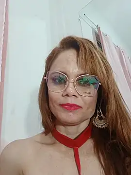 Meganlola online show from November 18, 2025, 4:06 am