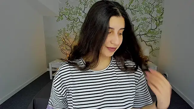 Linda EX online show from February 7, 2025, 7:29 am