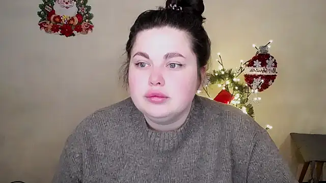 Emily Mo online show from December 22, 2025, 4:31 am