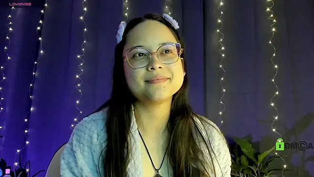 Snapshot of shantalc3rezo chatting on February 1, 2025, 11:06 pm shantalc3rezo online show from February 1, 2025, 11:06 pm