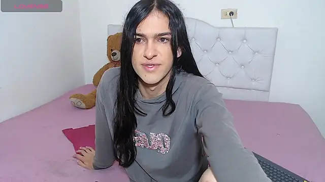 sweet1Girl online show from June 17, 2026, 12:07 pm