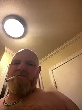 Snapshot of mrscum4u chatting on February 16, 2025, 3:47 am mrscum4u online show from February 16, 2025, 3:47 am