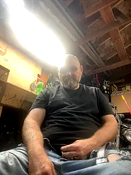 Snapshot of mrscum4u chatting on September 27, 2025, 7:08 pm mrscum4u online show from September 27, 2025, 7:08 pm