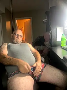 Snapshot of mrscum4u chatting on November 2, 2025, 3:03 pm mrscum4u online show from November 2, 2025, 3:03 pm