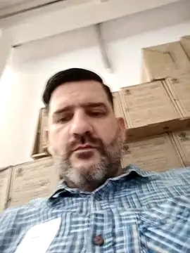 Snapshot of Maxi_TheBigDaddy chatting on February 13, 2026, 1:51 pm Maxi TheBigDaddy online show from February 13, 2026, 1:51 pm