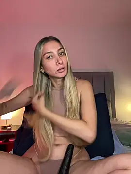 DanikRosse online show from March 25, 2026, 3:01 am