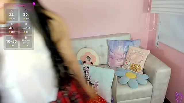 Snapshot of tinysara chatting on February 1, 2026, 4:27 pm tinysara online show from February 1, 2026, 4:27 pm