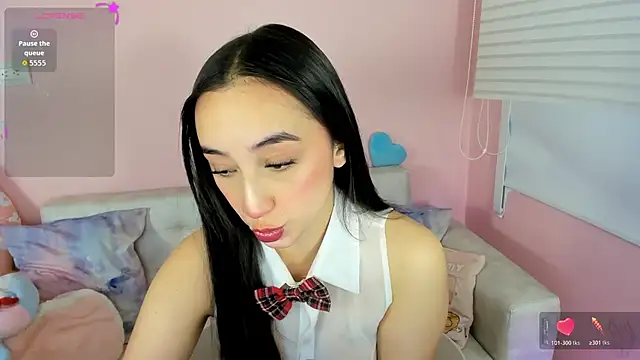 Snapshot of tinysara chatting on February 6, 2026, 4:10 pm tinysara online show from February 6, 2026, 4:10 pm