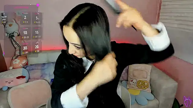 tinysara online show from March 16, 2026, 4:22 pm