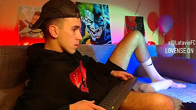 Snapshot of Midnighter_ chatting on January 13, 2025, 11:38 pm Midnighter  online show from January 13, 2025, 11:38 pm