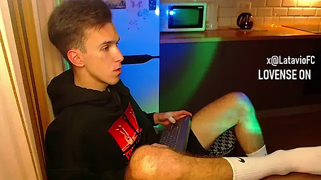 Midnighter  online show from October 30, 2025, 11:38 pm