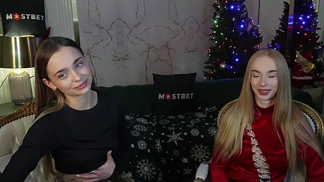 Snapshot of Amelia_Blaze chatting on January 9, 2025, 11:45 pm Amelia Blaze online show from January 9, 2025, 11:45 pm