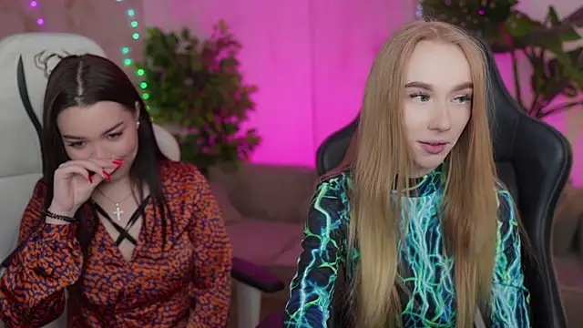 Snapshot of Amelia_Blaze chatting on February 14, 2025, 7:59 am Amelia Blaze online show from February 14, 2025, 7:59 am