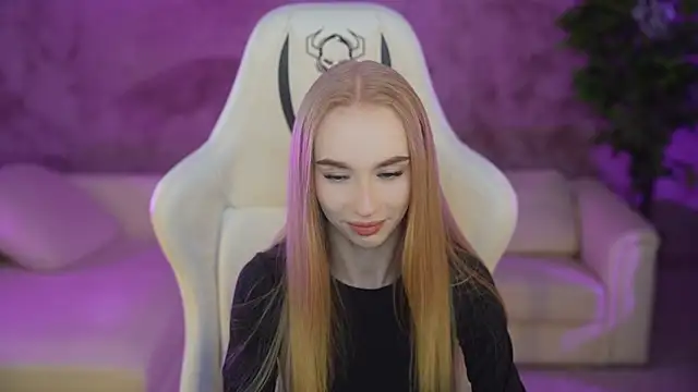 Snapshot of Amelia_Blaze chatting on February 16, 2025, 7:48 am Amelia Blaze online show from February 16, 2025, 7:48 am