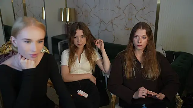 Snapshot of Amelia_Blaze chatting on October 7, 2025, 11:18 am Amelia Blaze online show from October 7, 2025, 11:18 am