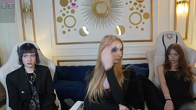 Snapshot of Amelia_Blaze chatting on October 8, 2025, 10:35 am Amelia Blaze online show from October 8, 2025, 10:35 am