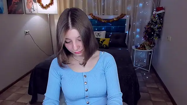 Snapshot of RinaMoore chatting on January 18, 2025, 10:17 am RinaMoore online show from January 18, 2025, 10:17 am