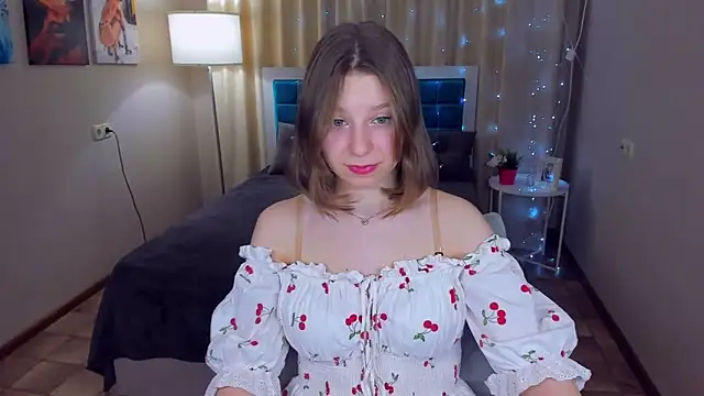 Snapshot of RinaMoore chatting on February 8, 2025, 1:01 pm RinaMoore online show from February 8, 2025, 1:01 pm