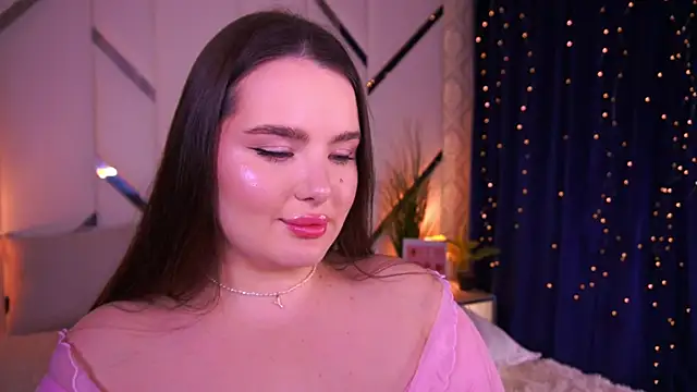 Snapshot of CuteAmberr chatting on February 18, 2026, 1:56 am CuteAmberr online show from February 18, 2026, 1:56 am