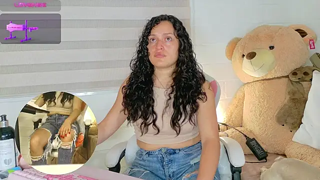 Snapshot of megan_doll2 chatting on April 30, 2026, 11:09 pm megan doll2 online show from April 30, 2026, 11:09 pm