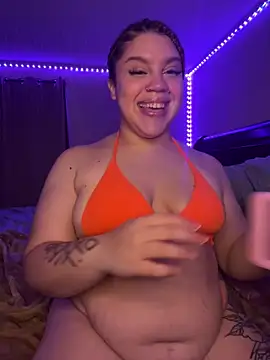 Snapshot of QueenNuttCollector chatting on December 29, 2024, 2:17 am QueenNuttCollector online show from December 29, 2024, 2:17 am