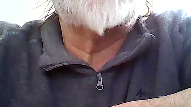 xcimeru online show from March 25, 2026, 8:09 am