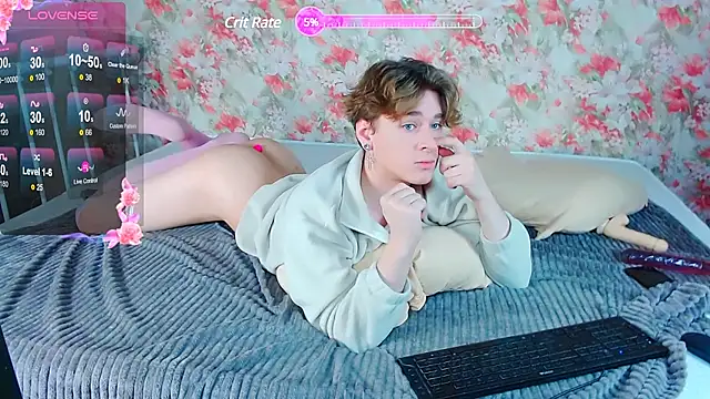 Snapshot of _YummyTony_ chatting on March 15, 2025, 2:23 pm YummyTony online show from March 15, 2025, 2:23 pm