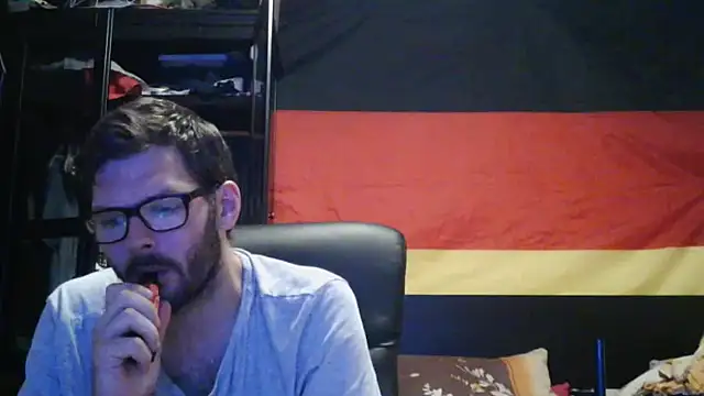 Die-geile-Sau online show from June 24, 2026, 8:08 pm