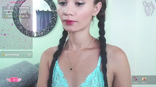 Sofia Franco  online show from January 30, 2025, 7:15 pm