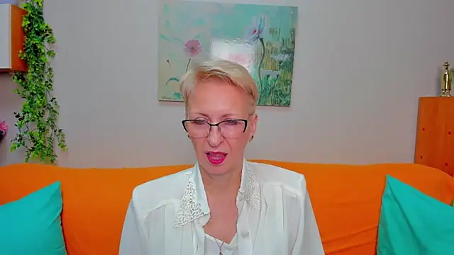 Snapshot of iamyourdream89 chatting on February 5, 2026, 2:00 pm iamyourdream89 online show from February 5, 2026, 2:00 pm