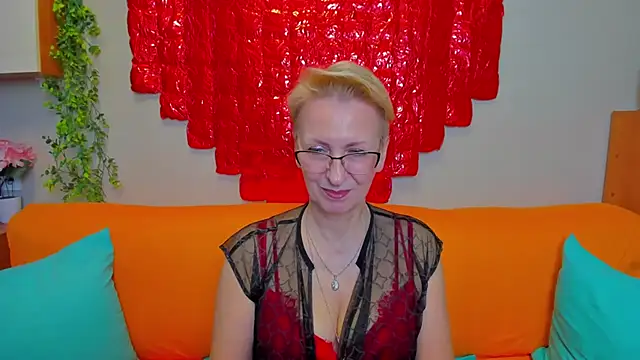 Snapshot of iamyourdream89 chatting on February 23, 2026, 1:19 pm iamyourdream89 online show from February 23, 2026, 1:19 pm