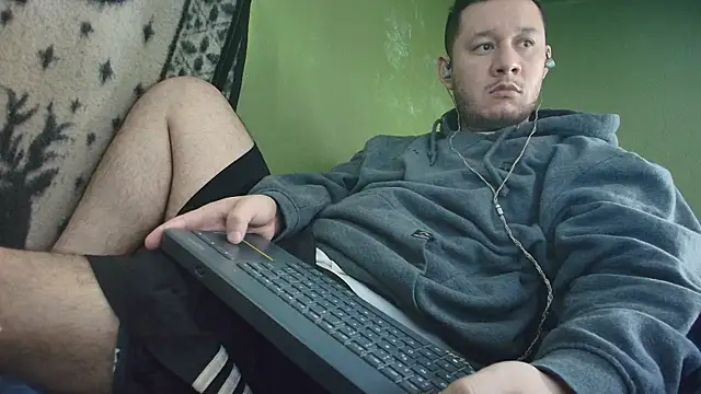 sweet cock28 online show from September 27, 2025, 3:28 pm
