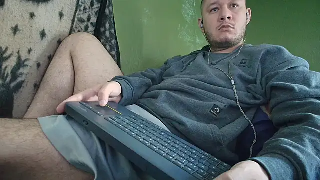 sweet cock28 online show from October 3, 2025, 3:31 pm