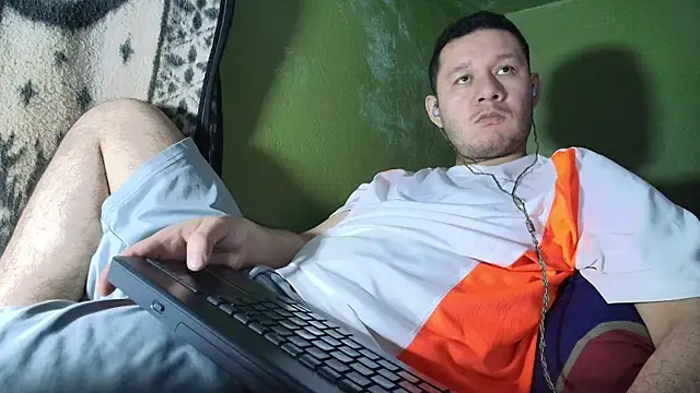 sweet cock28 online show from October 28, 2025, 3:32 am