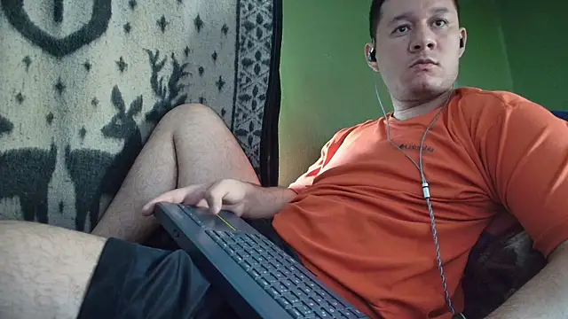 sweet cock28 online show from May 26, 2026, 3:19 pm
