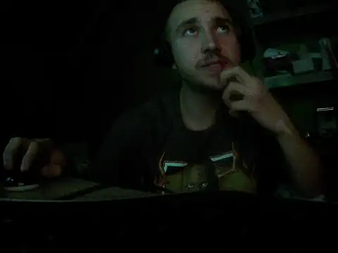 Snapshot of capoloveu chatting on November 20, 2025, 8:52 pm capoloveu online show from November 20, 2025, 8:52 pm