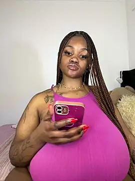 Yung-Missy online show from June 30, 2026, 4:02 am