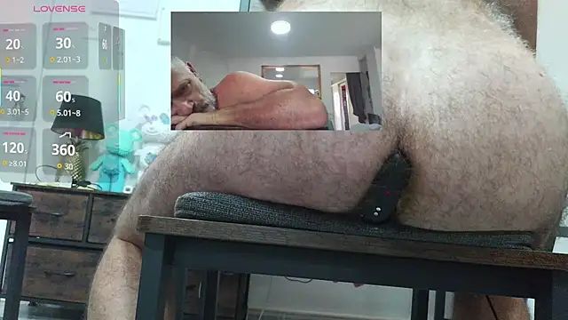 Snapshot of DaddybearVLC chatting on July 24, 2026, 11:19 am DaddybearVLC online show from July 24, 2026, 11:19 am