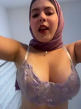 naughty  angel online show from February 3, 2026, 11:15 am