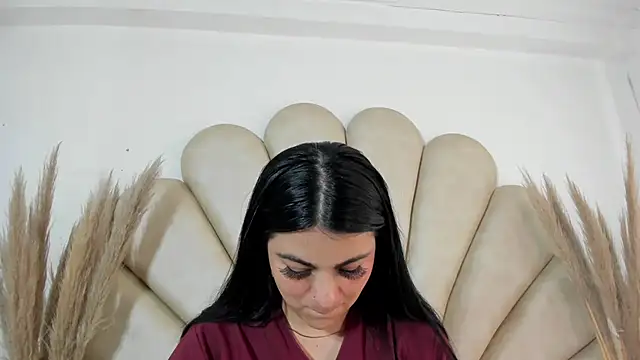 Natasha  Blue online show from September 29, 2025, 6:35 pm